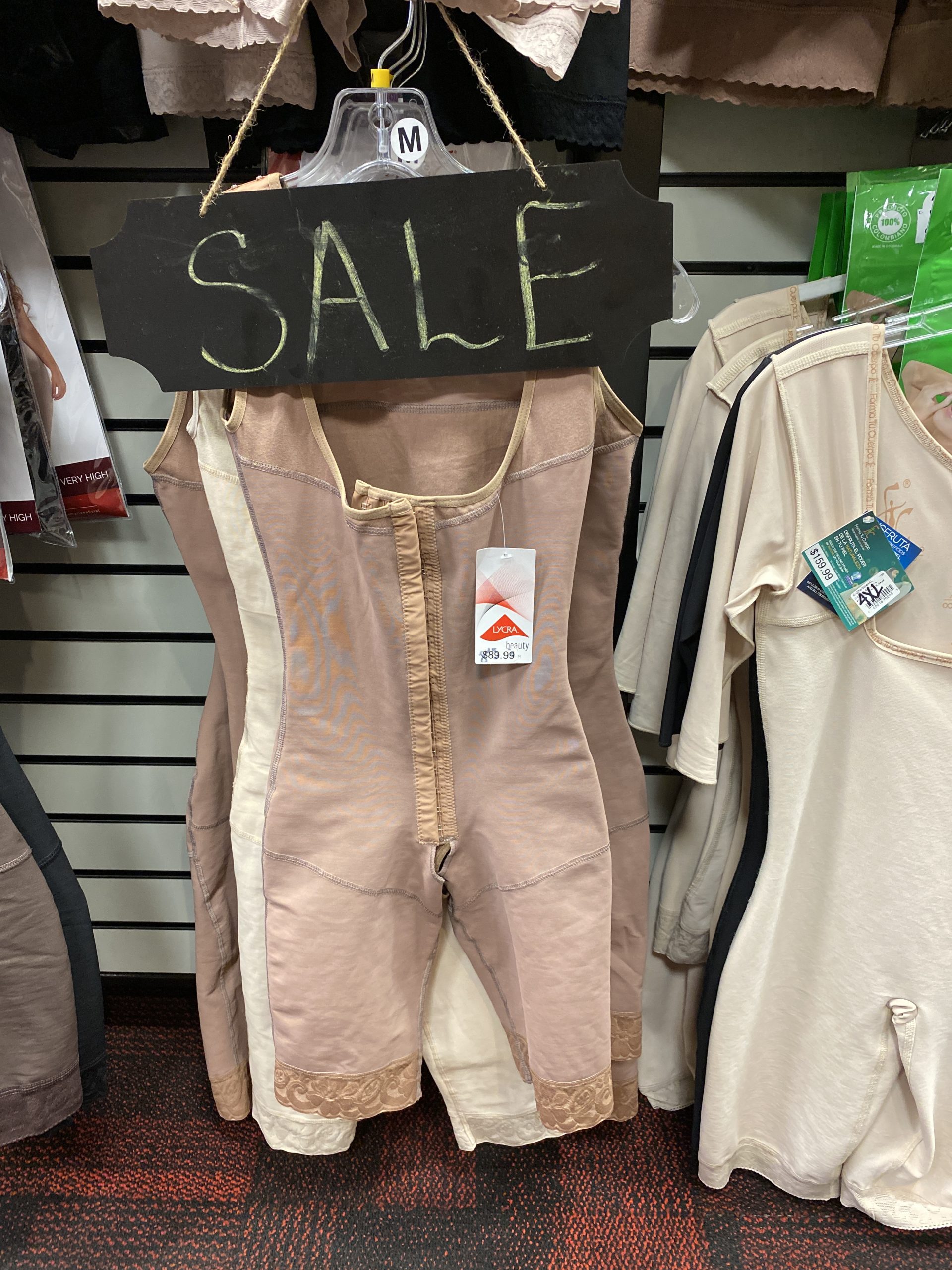 Shapewear sale icon