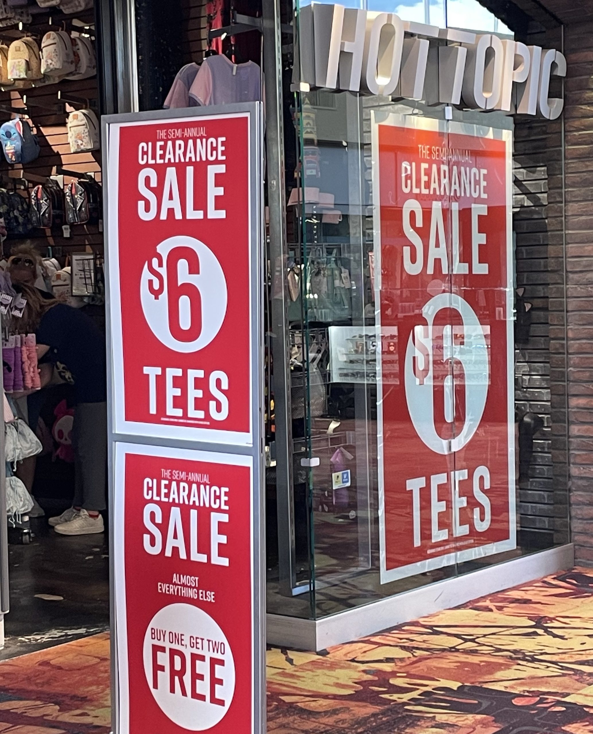 Semi Annual Clearance Sale – Hot Topic icon